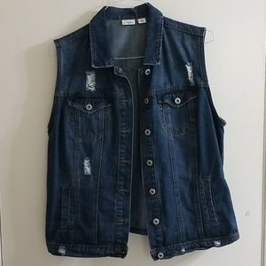 Cato XL Sleeveless Jean Jacket